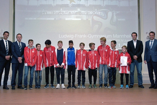 Ludwig-Frank-Gymnasium Mannheim – Fußball WK IV Jungen – 1. Platz Bundesfinale