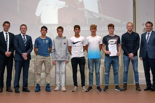 Otto-Hahn-Gymnasium Ludwigsburg – Tennis WK III Jungen – 1. Platz Bundesfinale